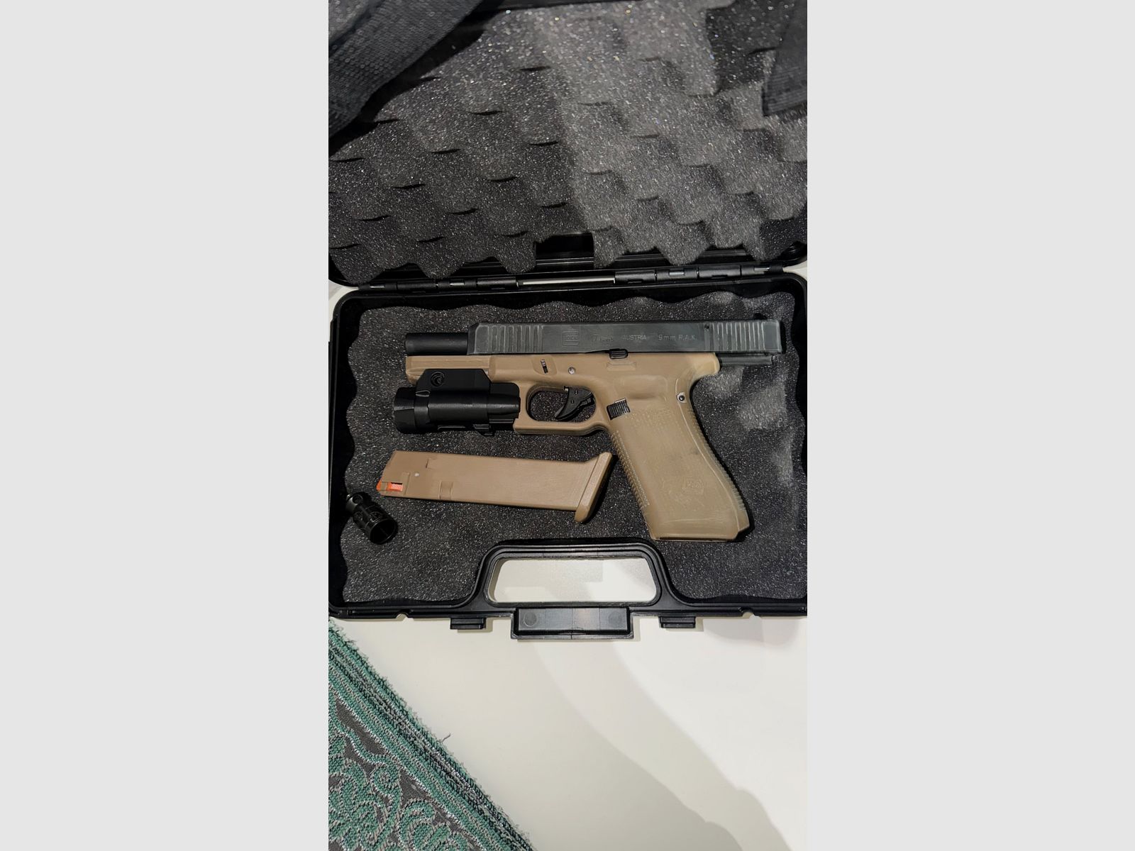 Glock 17 Gen 5 – Schreckschusswaffe 