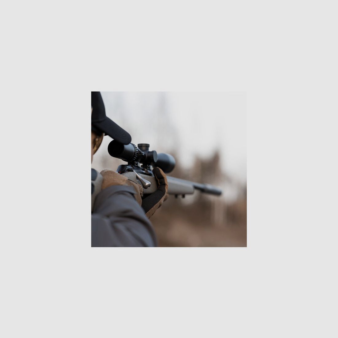 TIKKA T1x UPR .22LR, schwarz, Lauflänge 20", Drall 16,5", Direktabzug, 10 Schuss, Glasfaserschaft in Desert Sand mit verstellbarer Backe, ohne Visierung, MG 1/2"-28UNEF, Bild 5 von 5