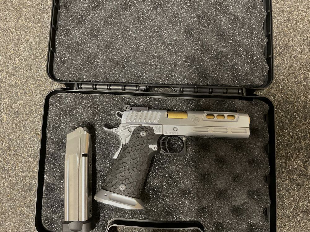 STI 2011 DVC Limited 40S&W