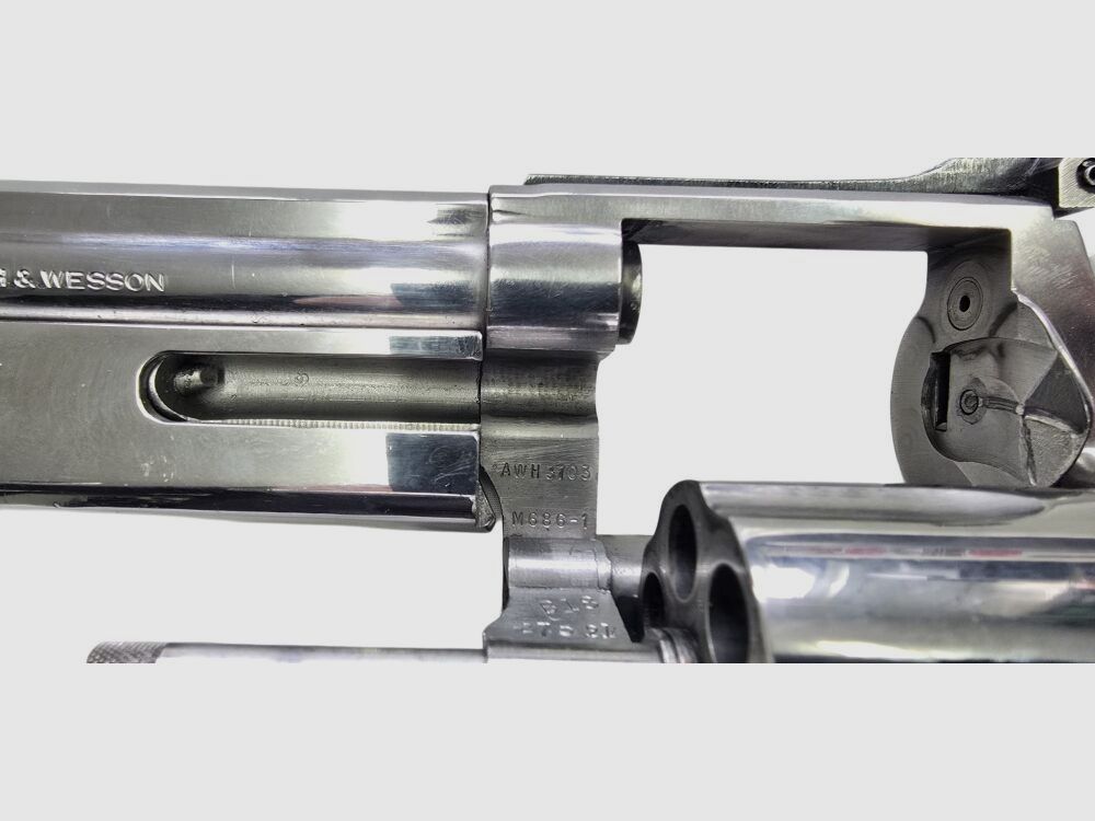 Smith & Wesson M686-1