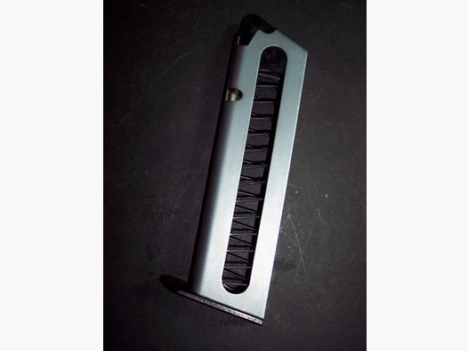 Magazine pistol Benelli B76 9x19 Parabellum