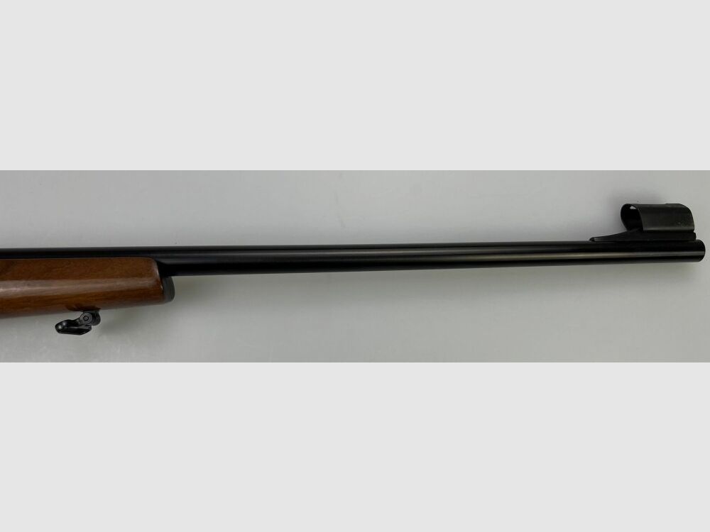 CZ 527