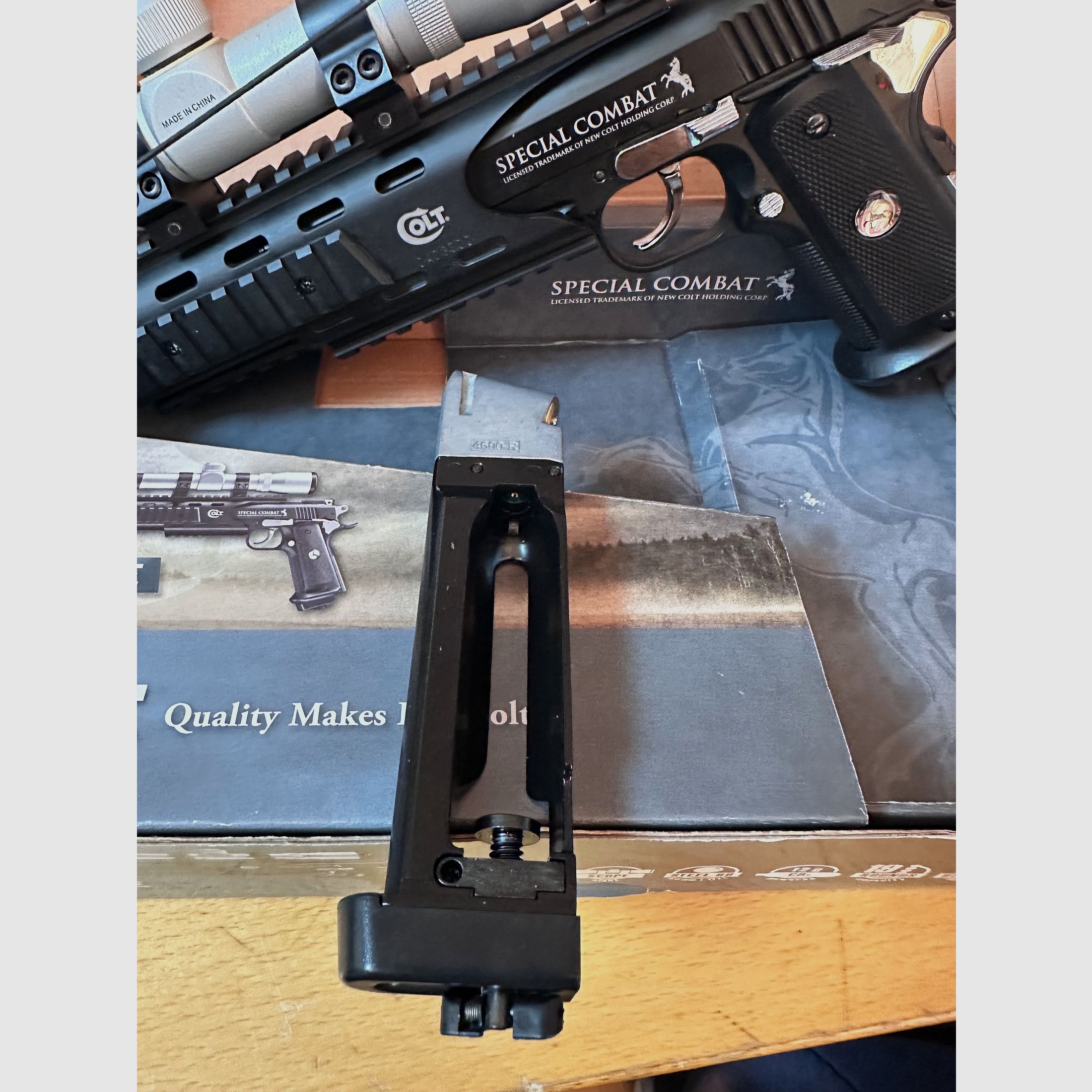 Colt Special Combat Xtreme (réplica de CO2 con marcas originales “Colt”)