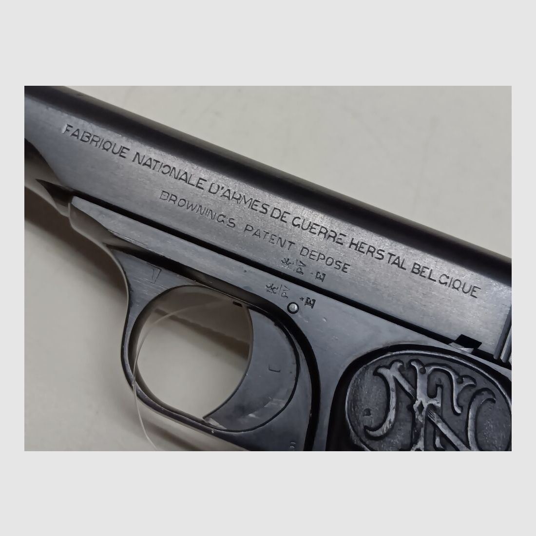 FN - Fabrique Nationale D`Armes De Guerre - Herstal - Belgique Mod. 1910/22 " Königin Wilhelmina "