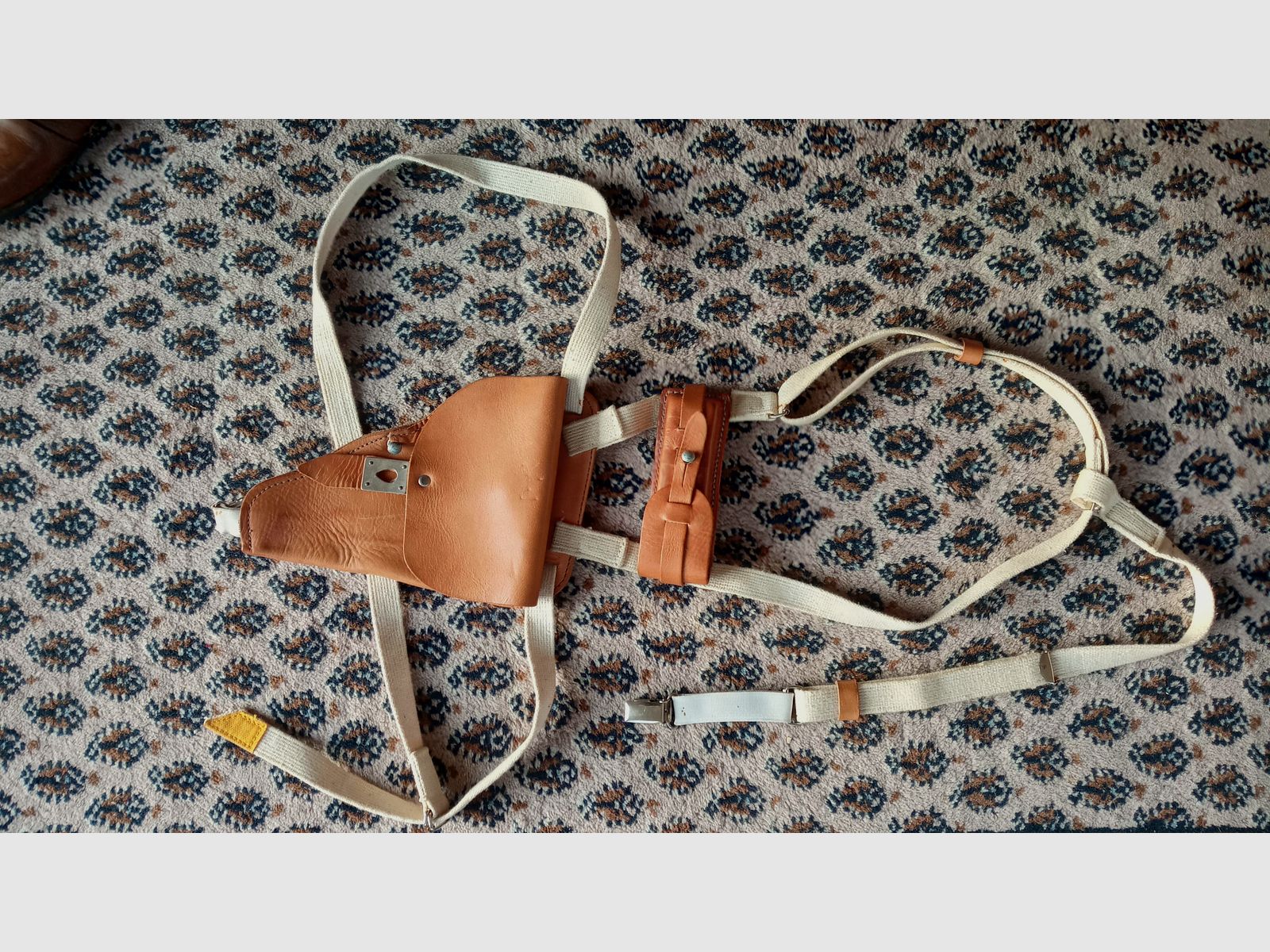 Original Stasi shoulder holster for the 5.45x18 pistol PSM / Good maintained condition // GDR / Leather