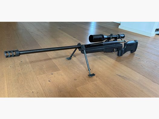 Sako TRG 42, calibro 300 Win Magnum, nero. Swarovski Habicht, 4-16x50