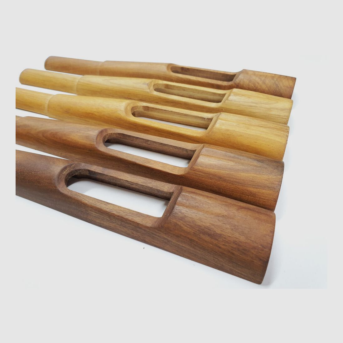 Protection de main / bois supérieur pour fusil G33/40 carabine de montagne fabrication neuve Protection de main / bois supérieur pour fusil G33/40 carabine de montagne fabrication neuve