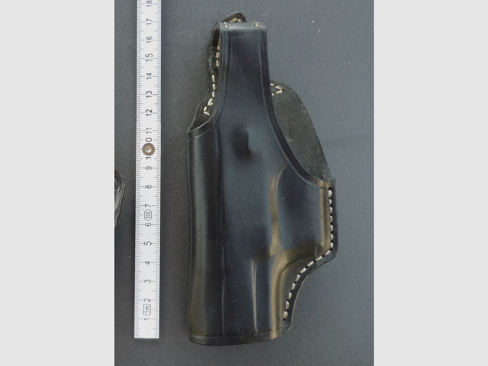 HKDesign Holster  Art. Nr.  002 : Einfachholster mit Snapverschluß  -  für: P22   -  für Linkshänder