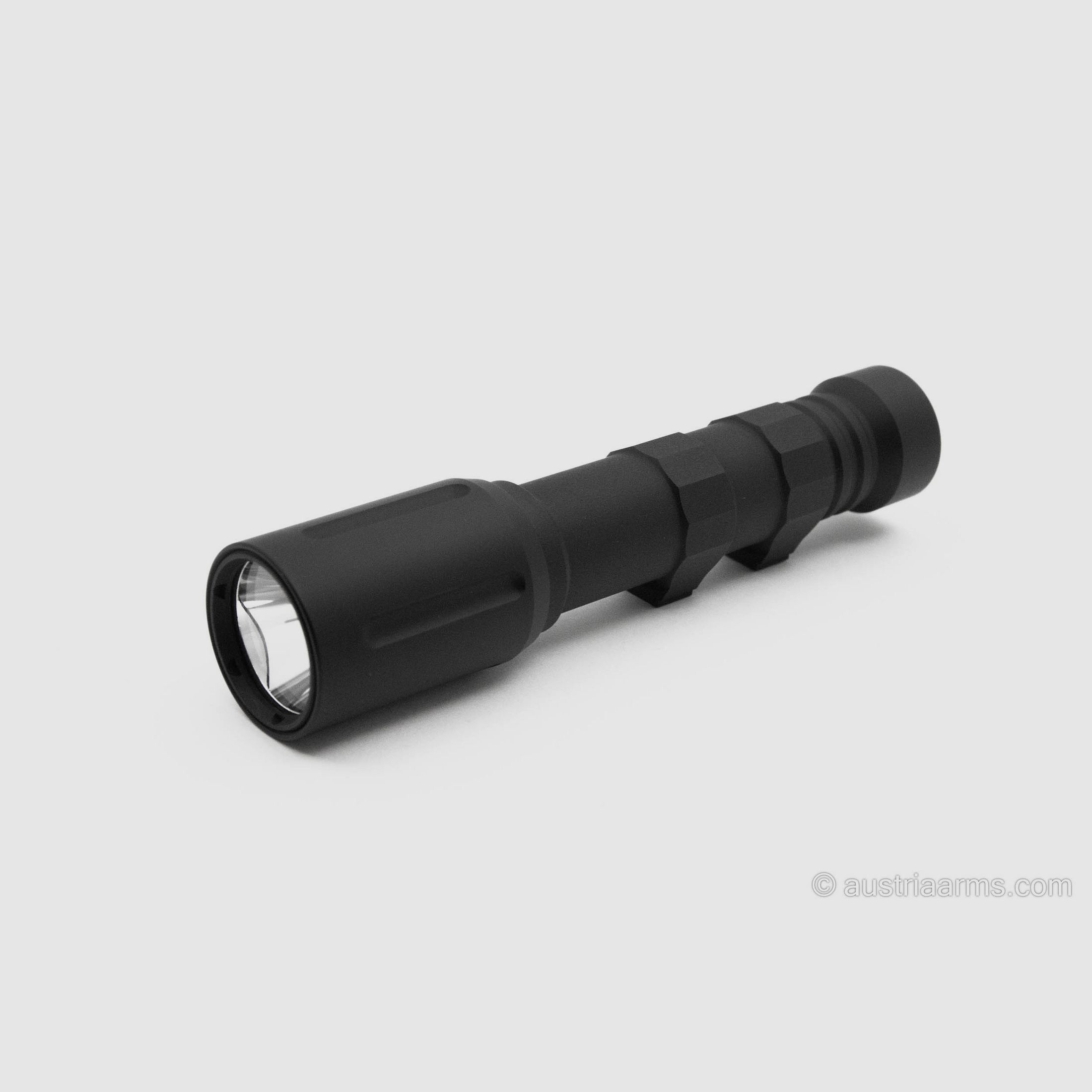Modlite OKW-18650 Scout – Lampe tactique pour arme, image 1 sur 2