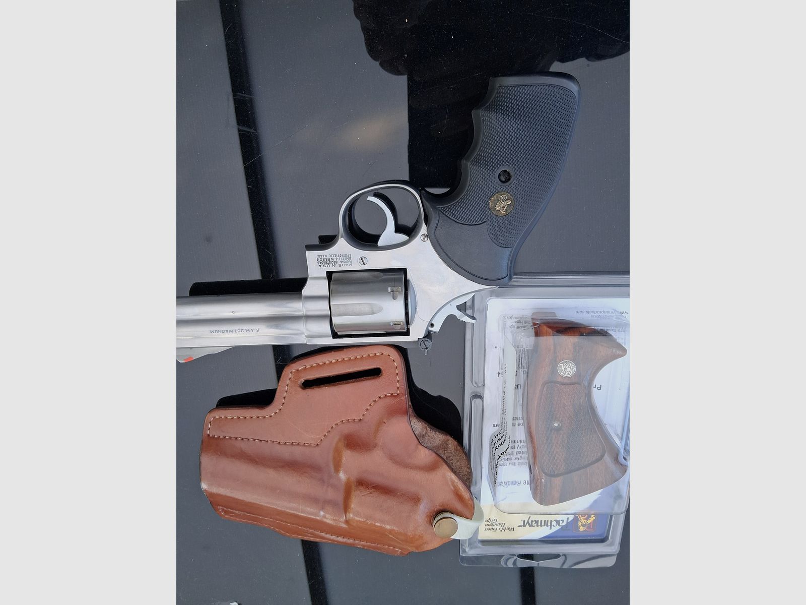 Revolver  S & W  686   4 Zoll Lauflänge Kal.357mag