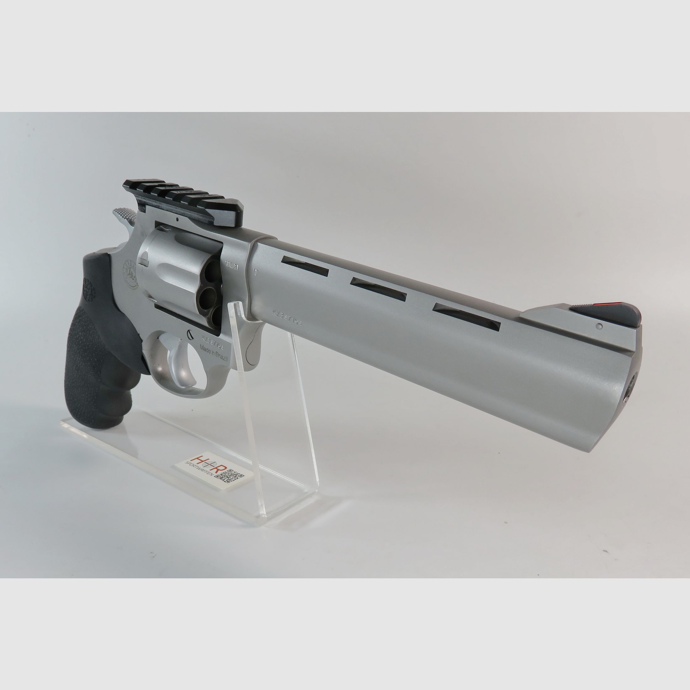 Neuwertiger Revolver Taurus Tracker Competition PRO 6" mit Weigand-Picatinny-Schiene und Hogue-Griff