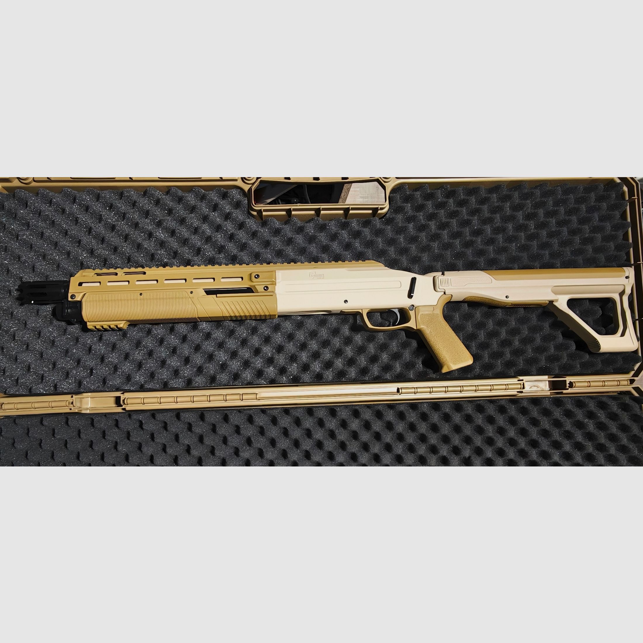 HDX  68 mit spezial Paintjob 