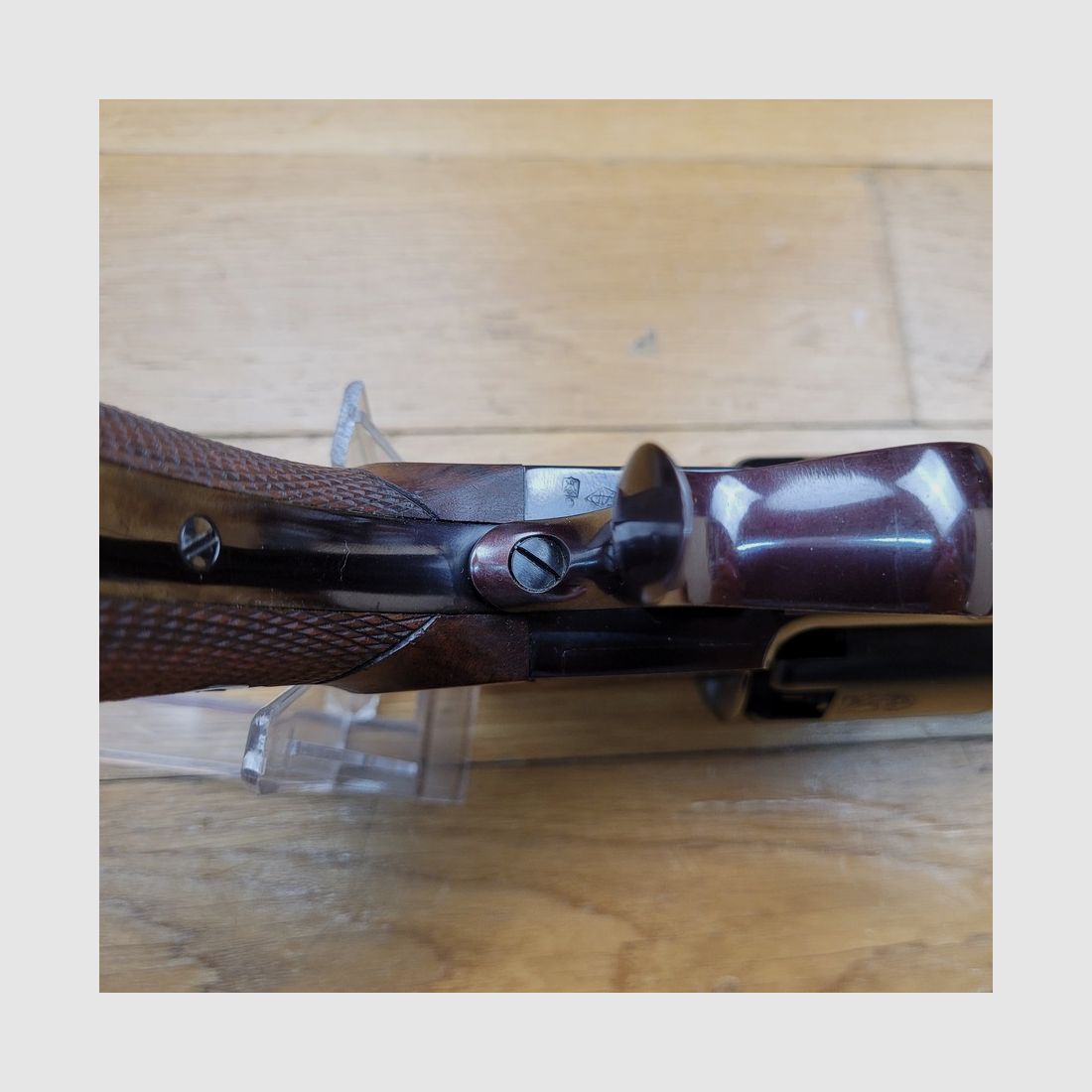 Barock und beeindruckender LeMat Kavallerie-Revolver – Seltene Herstellung von Pietta aus 1988 – 9-Schuss Trommel im Kaliber .44 und ein zentraler für Schrot – Die außergewöhnlichste Waffe des Bürgerkriegs – Originalkoffer – Wunderschöne Brünierung – Perfekte Mechanik und Ästhetik – TBE++, Bild 20 von 30
