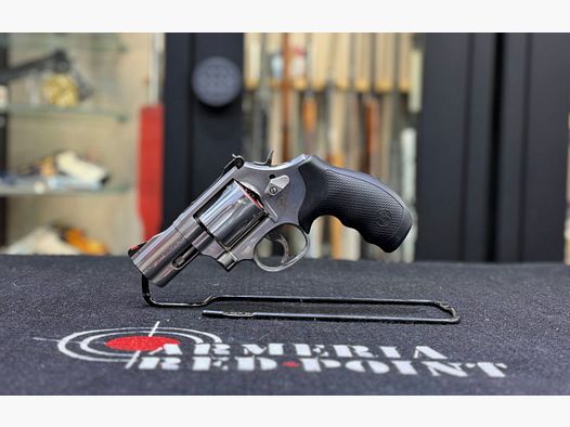 SMITH & WESSON 686 Plus