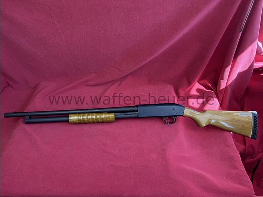 Fusil à répétition Boito à crosse avant