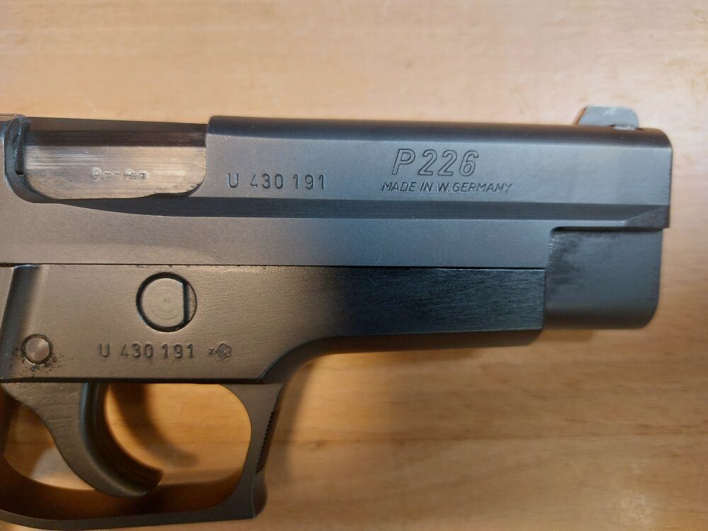Sig Sauer P 226