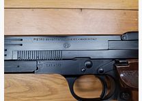 Dobra pistolet do strzelania precyzyjnego Pietro Beretta – Model 89 – kal. 22LR – Magazynek 5 nabojów – Najbardziej precyzyjny z Beretta – TBE