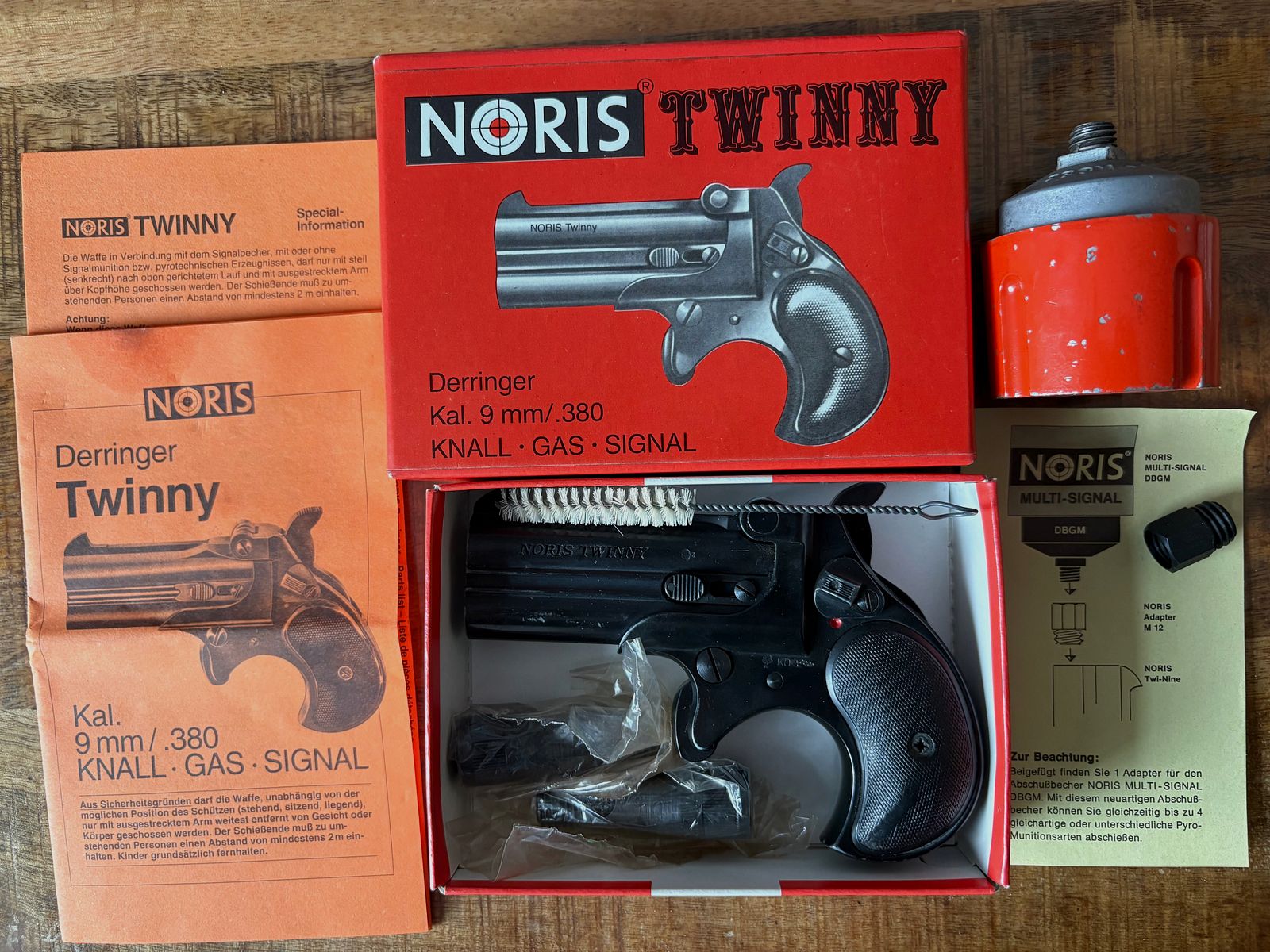 Noris Twinny deringer blank firing 9mm bang