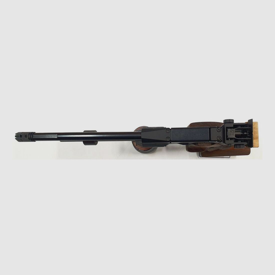 Feinwerkbau CO2 Pistool Mod. C25 Kaliber 4,5mm Diabolo, F in het vijfhoek met koffer en accessoires, links