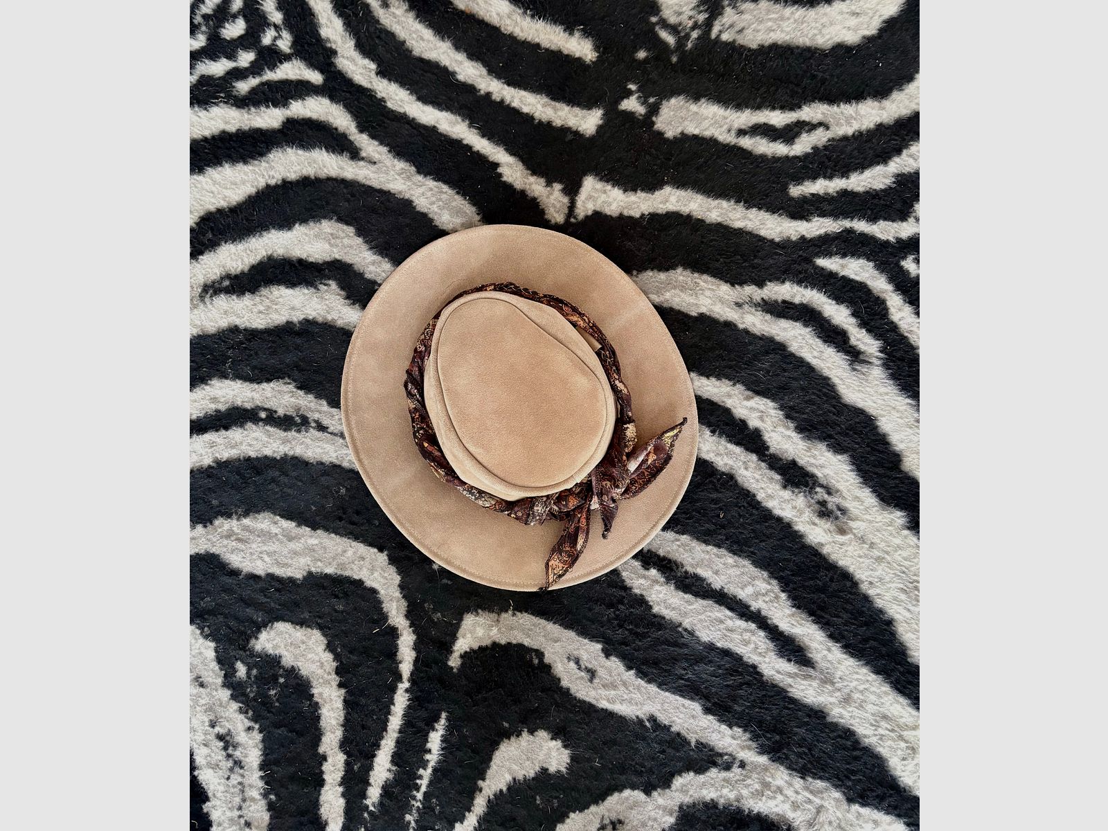 SAFARI Hut aus echt Leder mit dem typischen Safari Hutband !       Made in Australia 