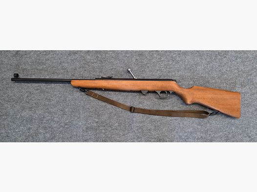 Haenel Mod. 3.102 with fine trigger Q1 quality Bakelite safety through-loader Kirmes air rifle cal. 4.4mm