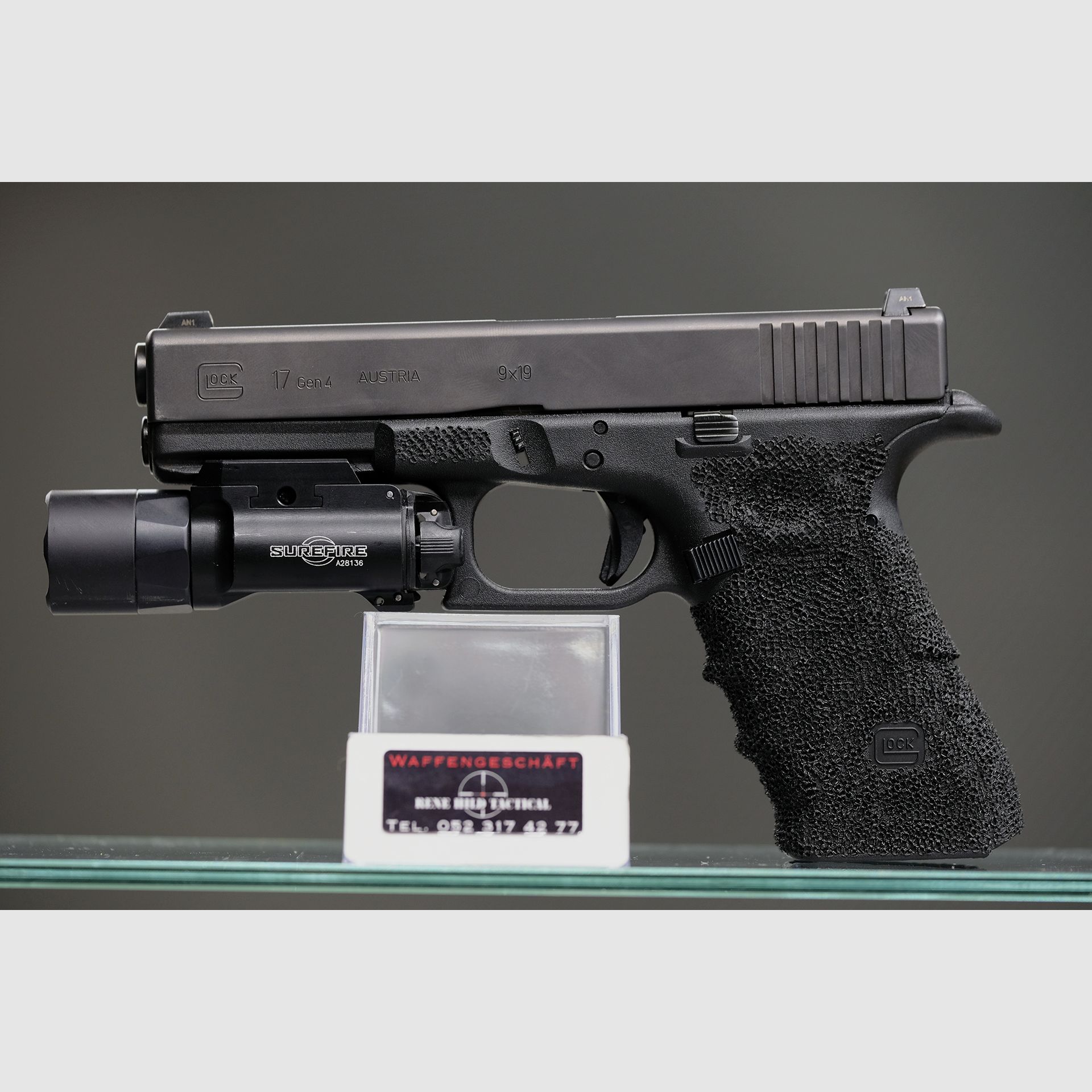 Surefire X300, immagine 2 di 8