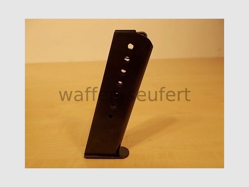 Walther P38 approx. 1970 magazine 8 cartridges orig. stamped