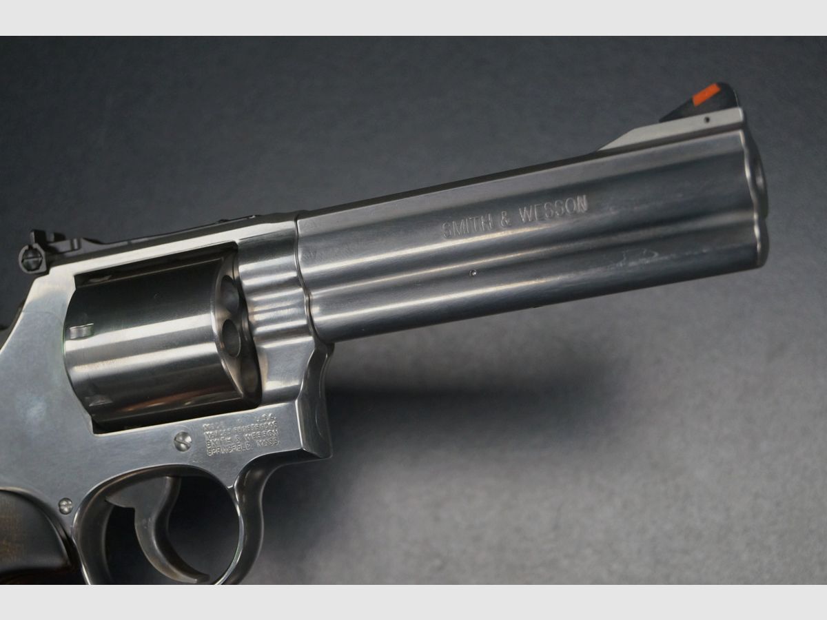 Smith & Wesson Mod. 686 Plus, immagine 2 di 6
