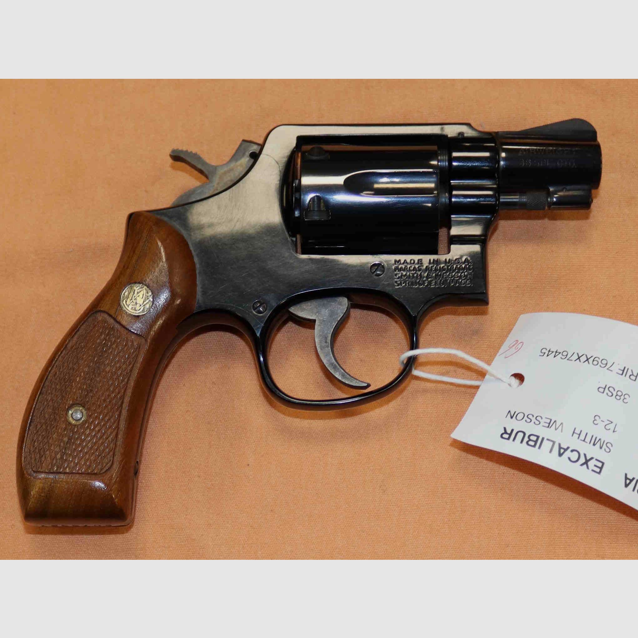 Rewolwer Smith & Wesson model 12 Airweight w kalibrze .38SP, zdjęcie 3 z 6