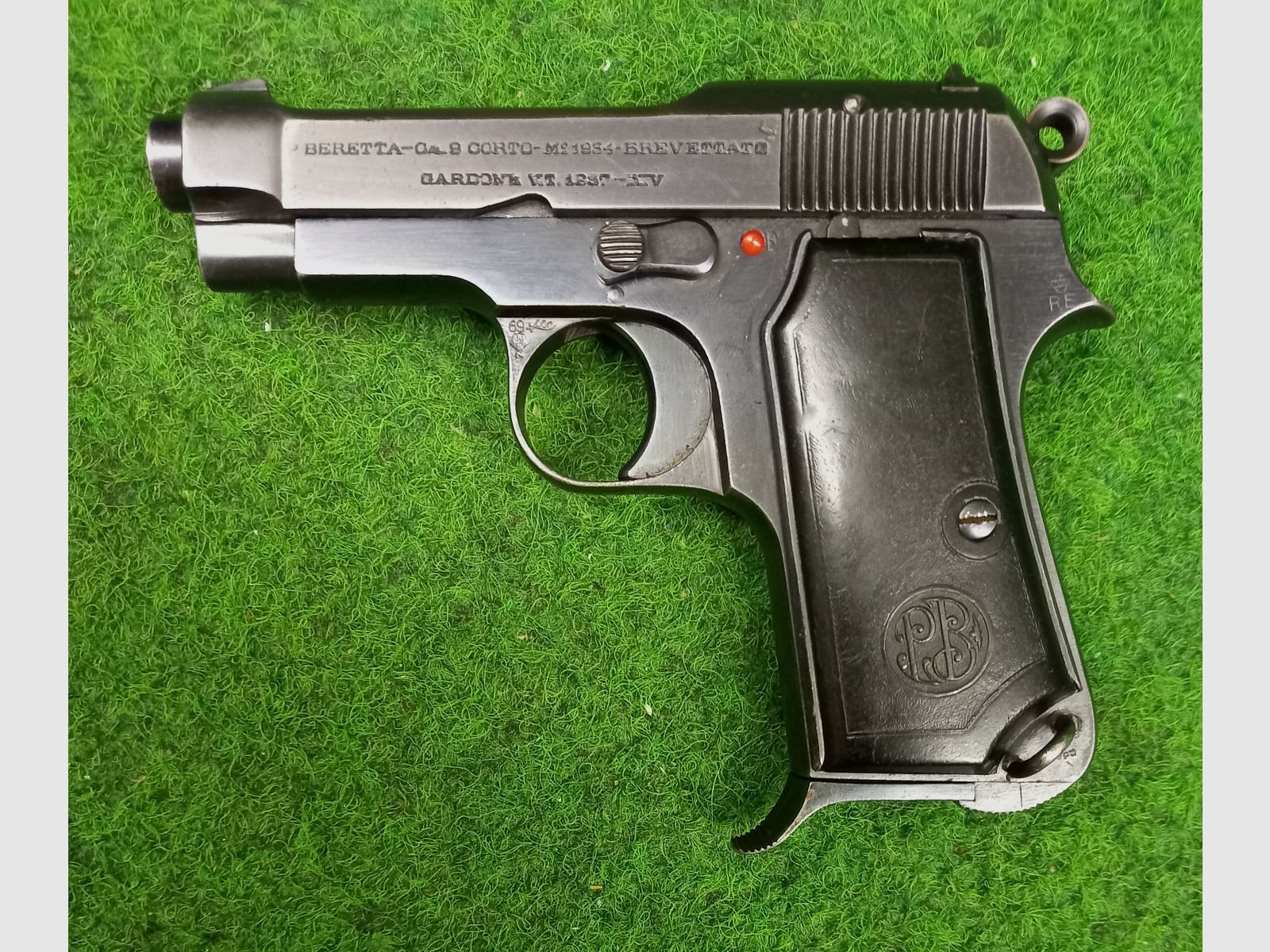 Beretta 1934 en calibre 9mm court.