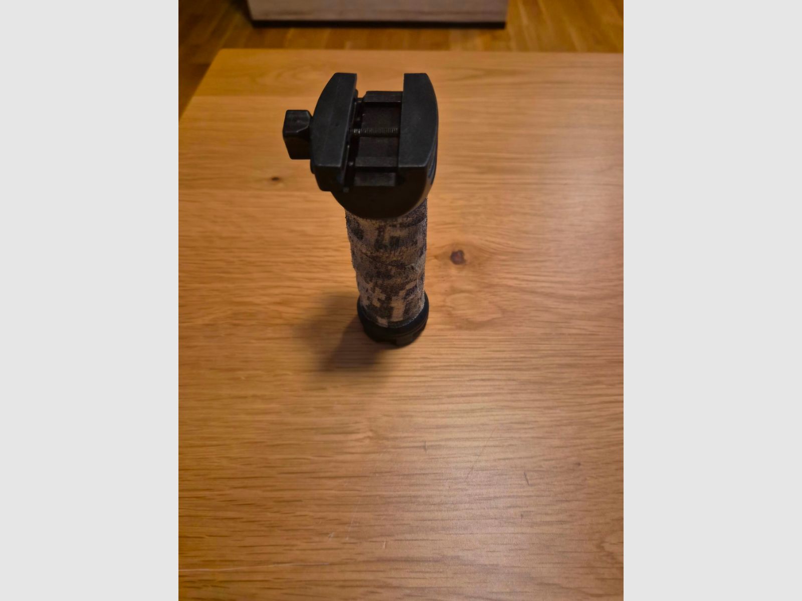 Poignée Magpul, image 1 sur 3