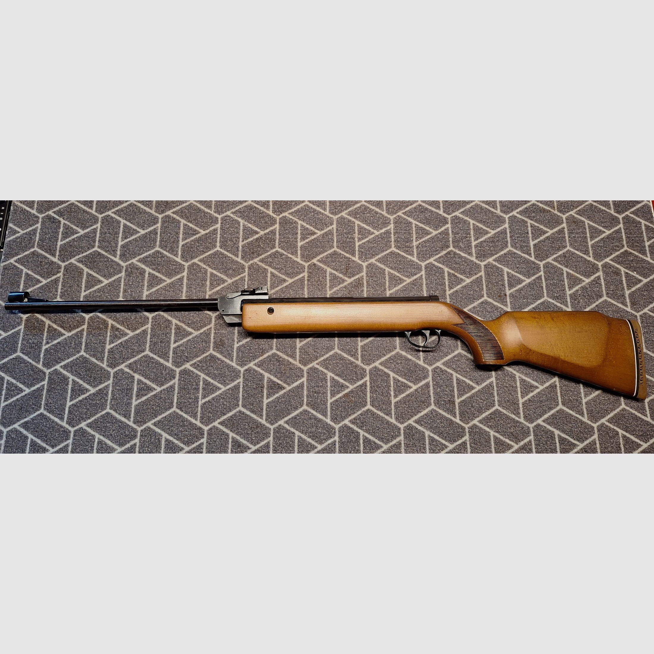 UMA Modell 61 in ca.5,5mm air rifle rarity! Top collector condition!