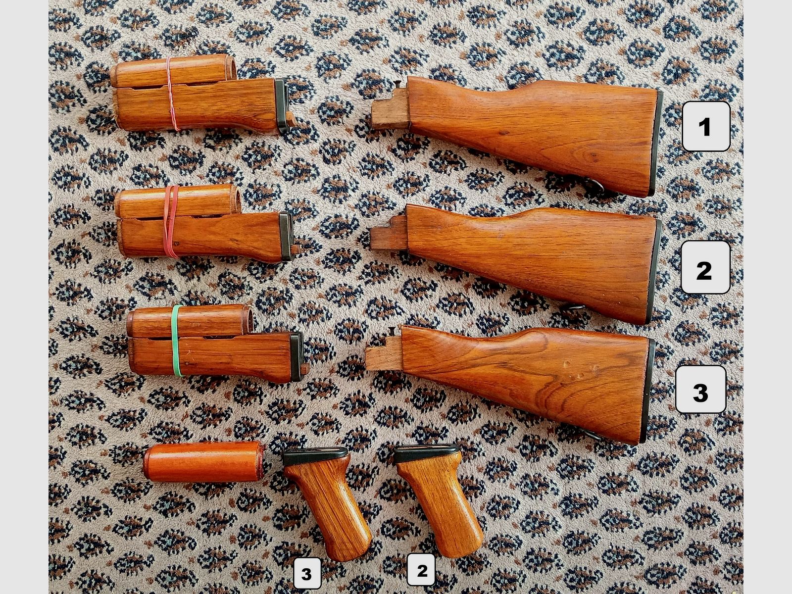 Preis VB Chinesische Type-56 Schaft-Sets aus "Chu-Wood" / Sino AK47  // Norinco SDM Polytech