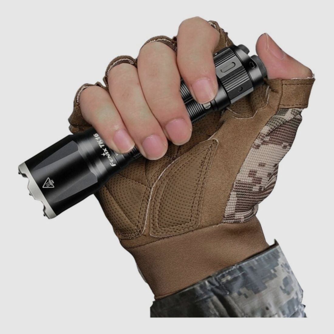 Fenix Lampe TK16 V2.0