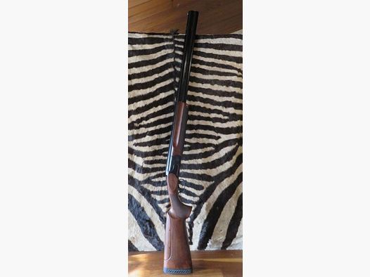 HUGLU Parcours Flinte Kal. 12/76 mit 76 cm Läufen 5 interne + 5 externe Chokes – verstellbare Backe – Waffenkoffer