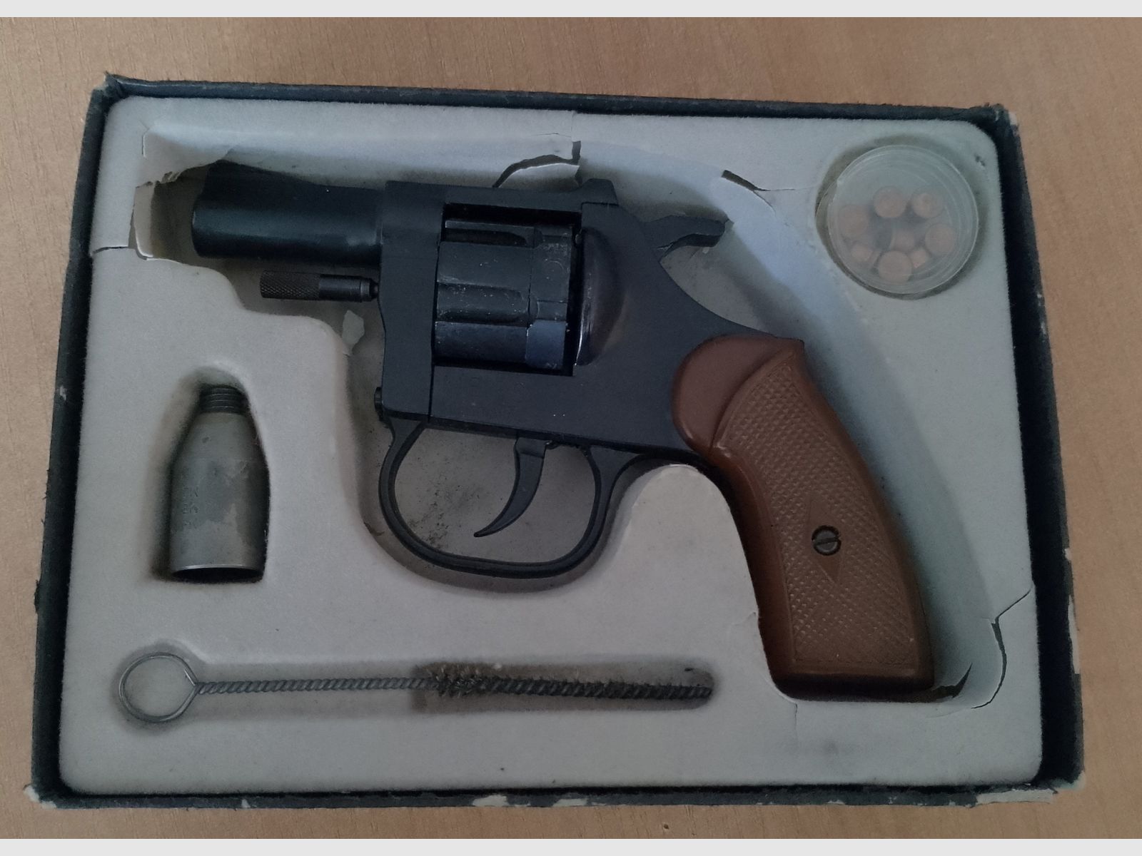 Cuno Melcher ME 86 w kal. 6 mm Knall z kielichem wystrzałowym!