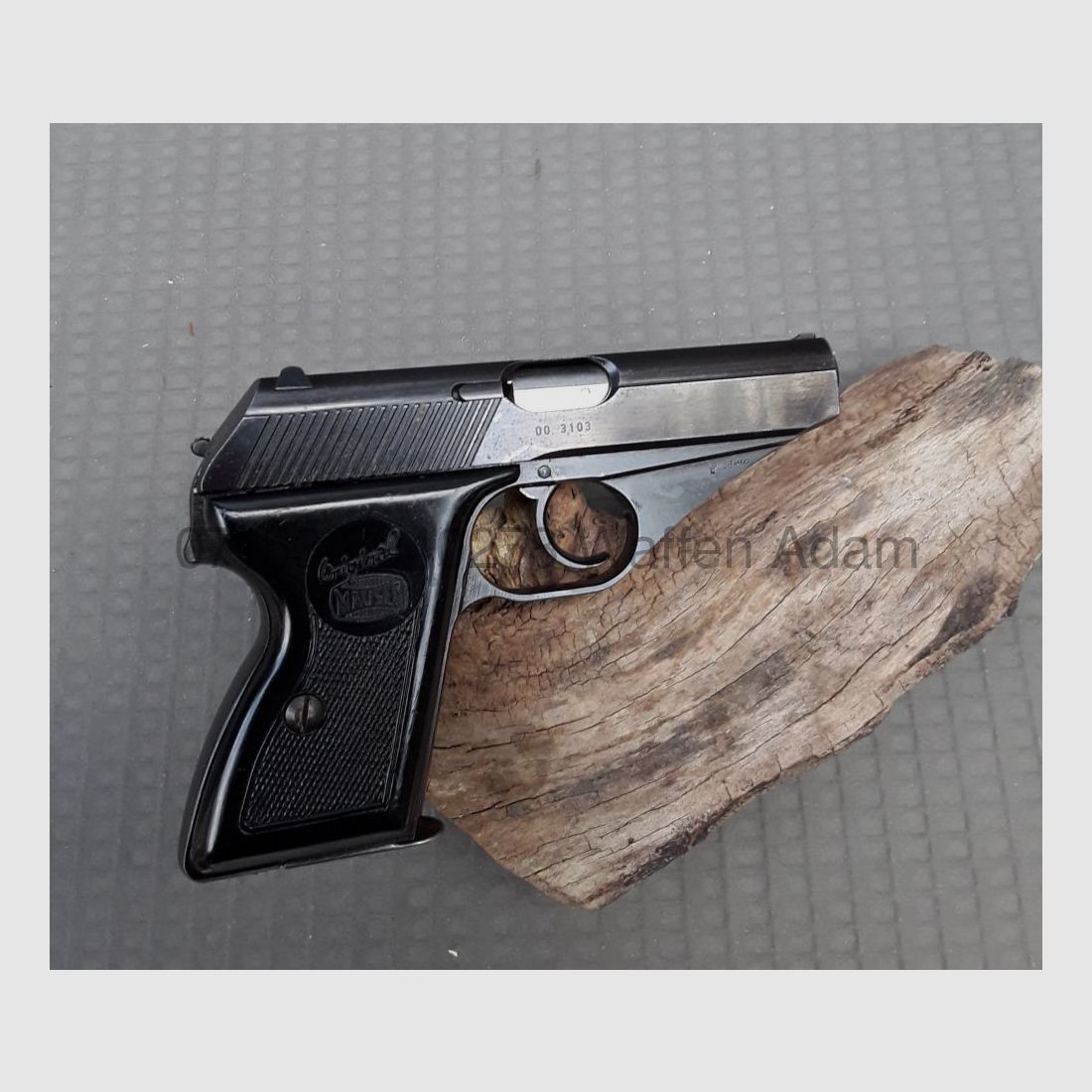 Mauser HSc, immagine 2 di 3