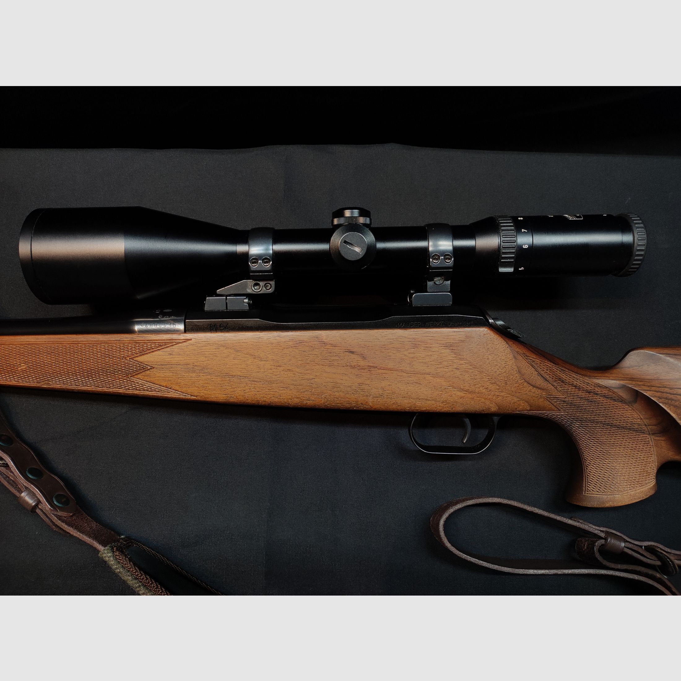 Mauser M94 repeating rifle - .30-06 - Schmidt & Bender 2.5–10x56 - Like new - incl. 183 rounds of ammunition