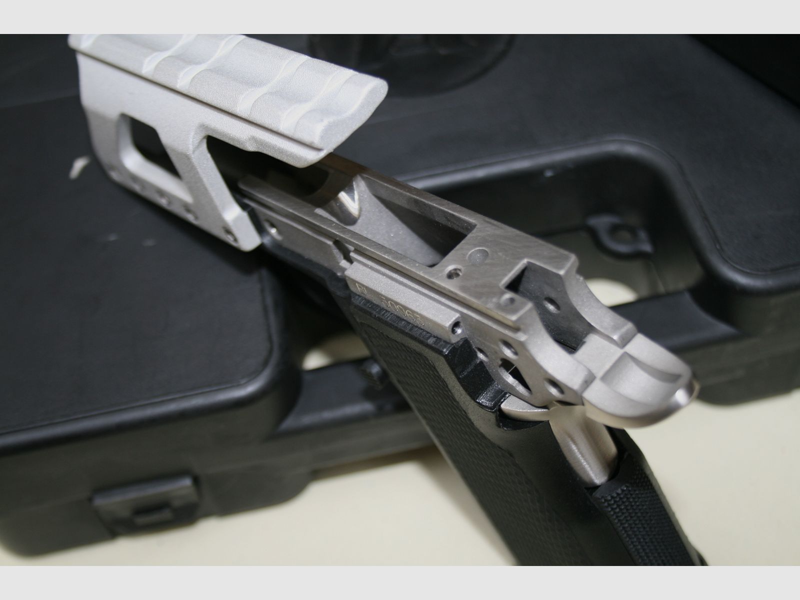Onderstel van BUL M-5 uitgerust met rail – Ideaal voor aangepaste montage / 9x19mm (GEBRUIKT), afbeelding 3 van 4