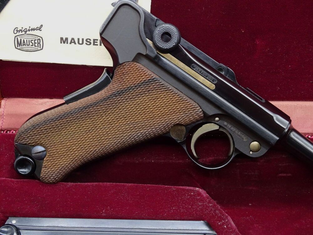 Mauser P 1900 / P08 Parabellum Édition 75 Ans No 248 / 250 Édition 75 Ans Pistolet Parabellum 1900-1975