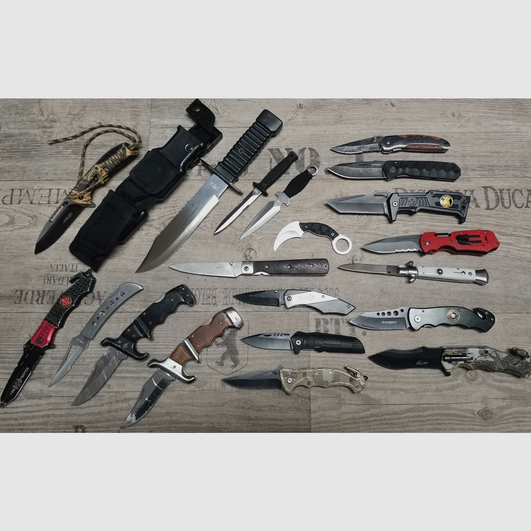 Haller Walther Böker Herbertz etc. Messer Konvolut Einhandmesser Springmesser Karambit Dolch 