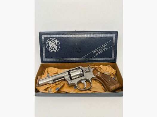 S&W 64-1