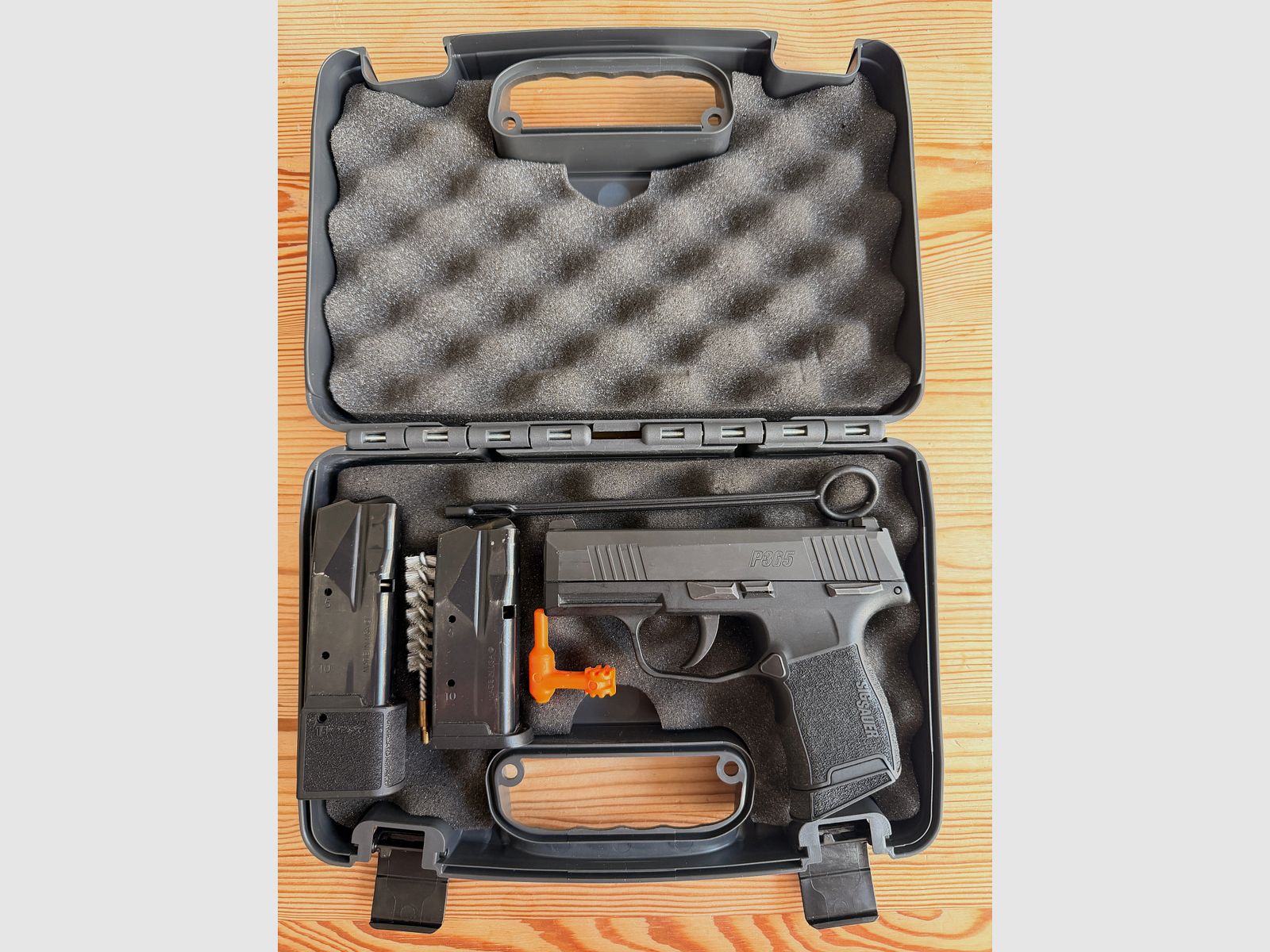 SIG SAUER P365 Nitron MS, Cal. 9mm Luger – con 3 magazines, maletín original