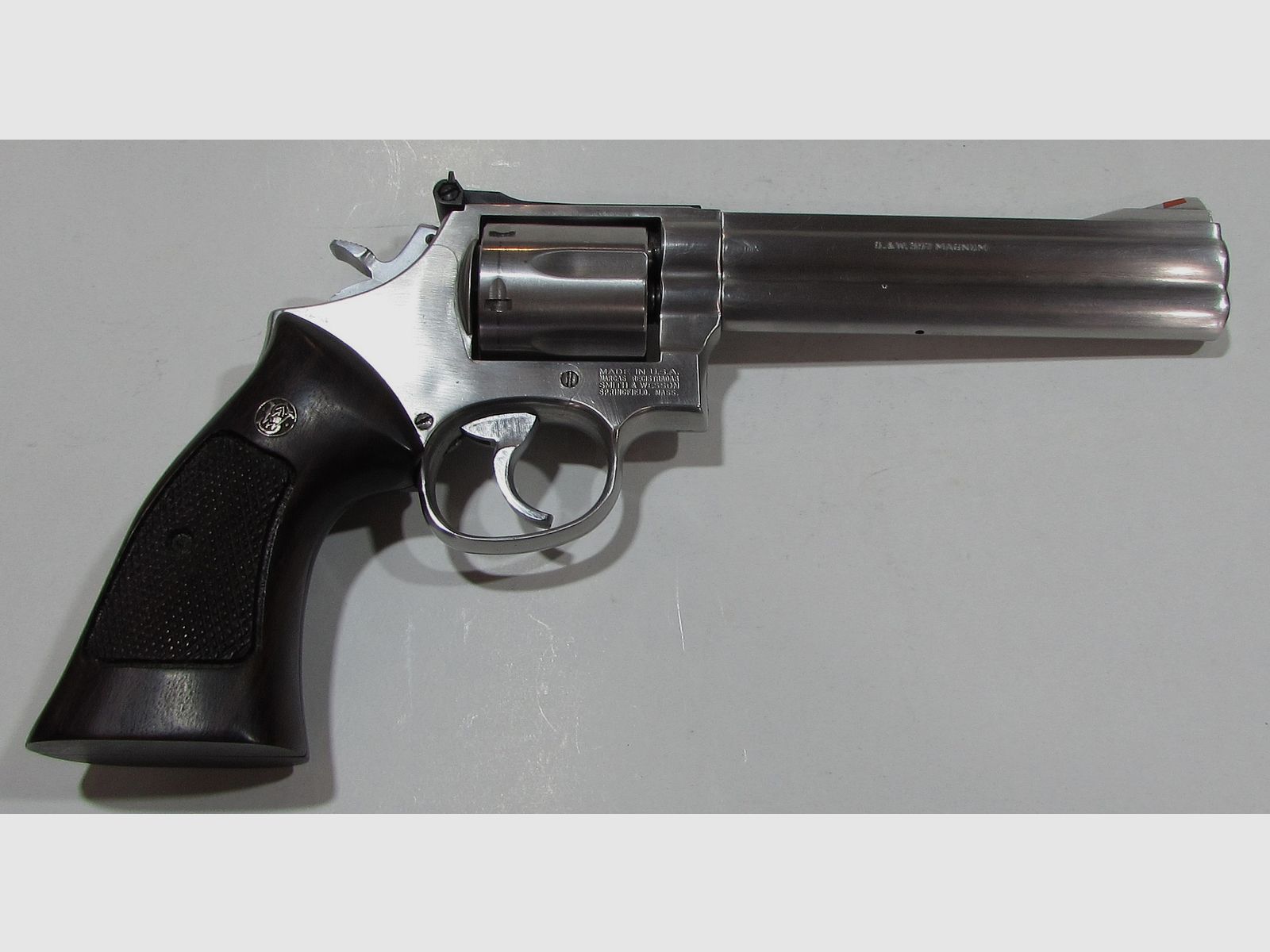 RVS Revolver Smith & Wesson 686 loop 6 inch kal. 357 magnum goede staat, afbeelding 2 van 2