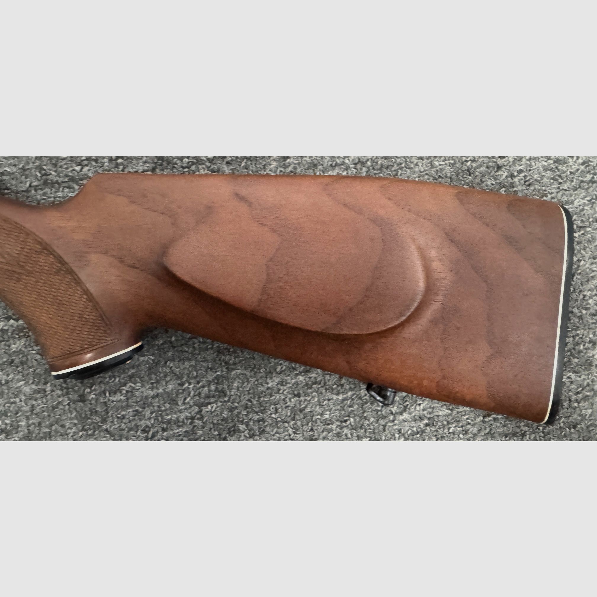 Wischo .22 LR Auto with red dot