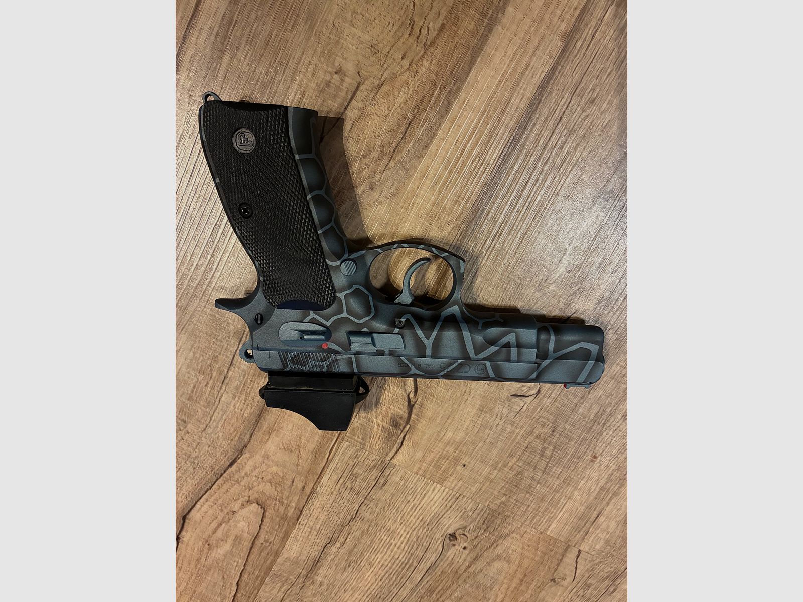 CZ 75 & Doctor Sight Visir