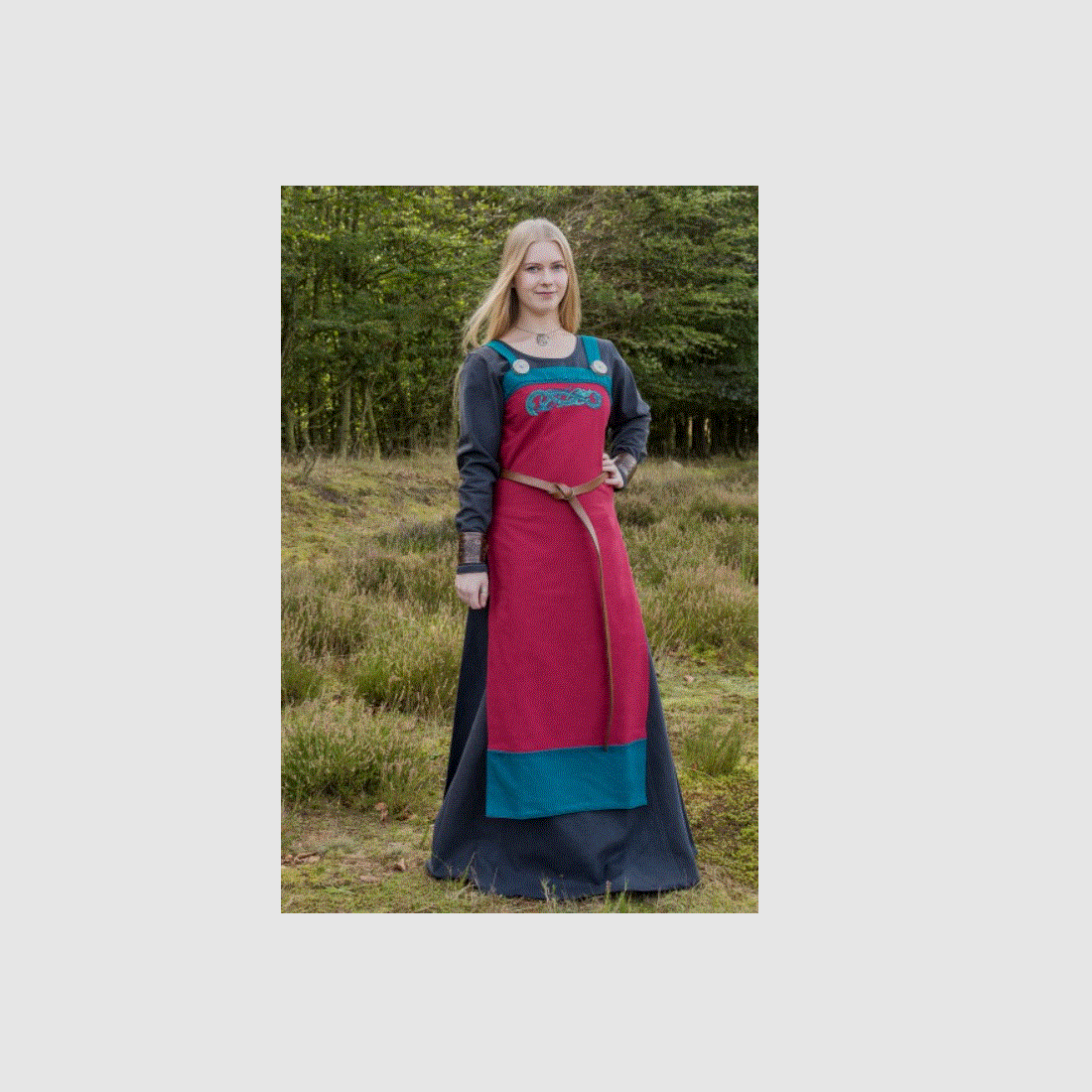 Simple medieval dress Afra made of sturdy canvas, dark blue