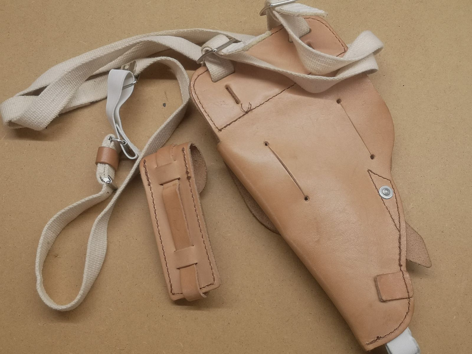 STASI DDR kabura na ramię Makarov