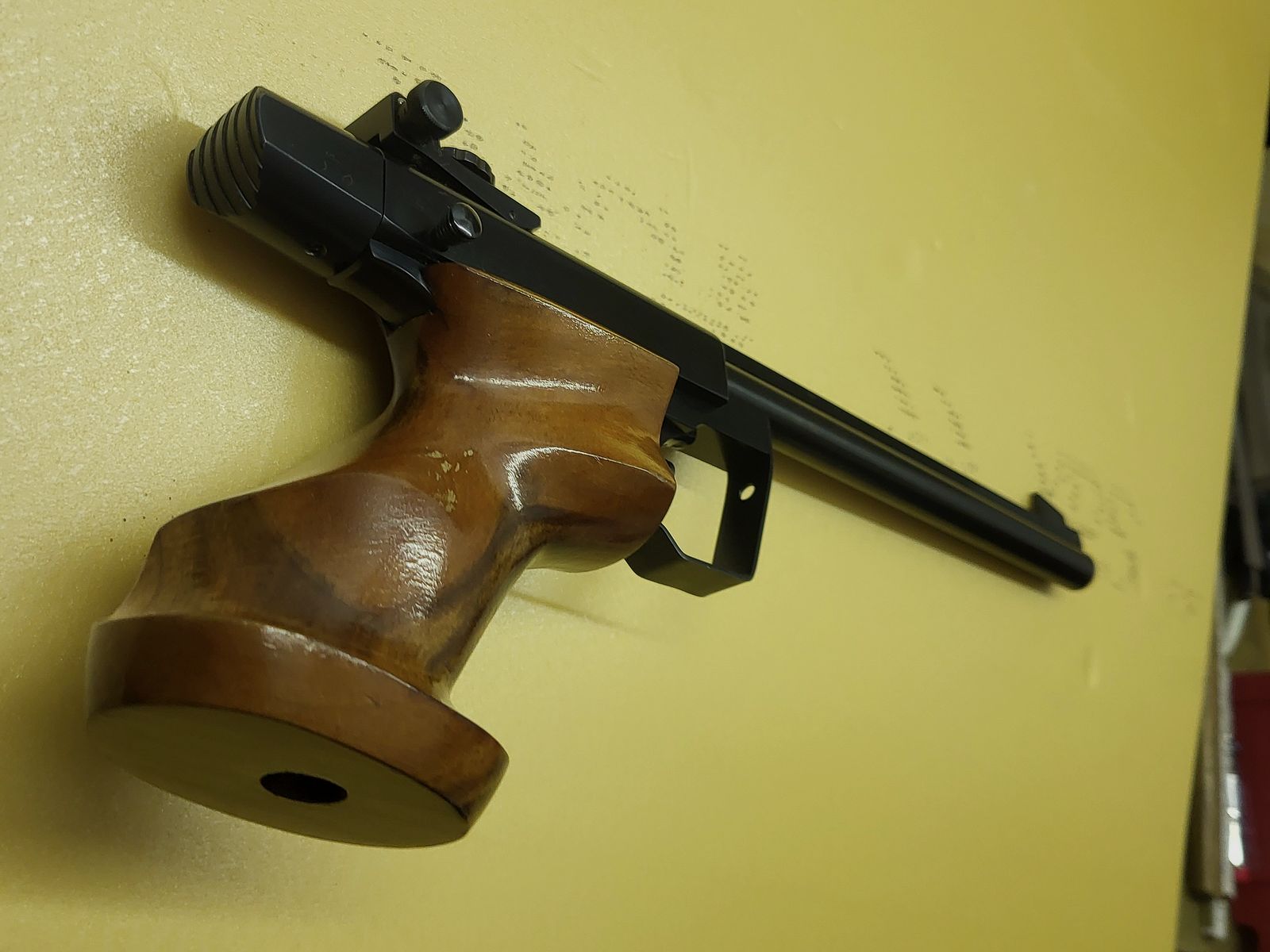 Freie Pistole Kaliber 22