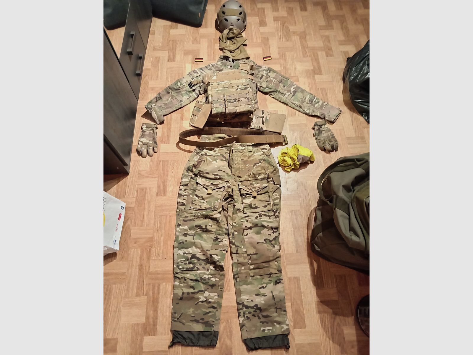 Airsoft-Ausrüstung Multicam